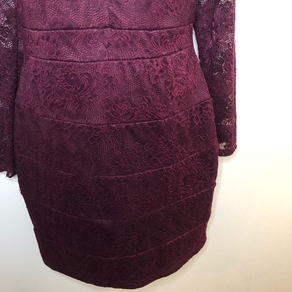 Le Chateau Burgundy Lace Dress - Picture 3 of 8